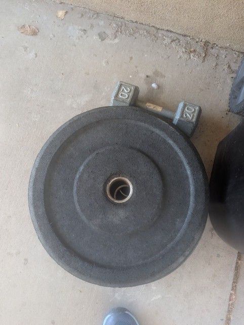 70 pounds of weights for 50.00