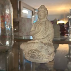 Buddha Statue 