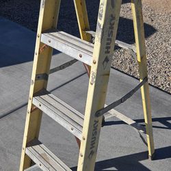 Husky 4 ft. Ladder