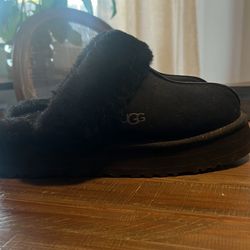 Women’s Platform Uggs