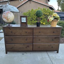 Solid Wood 6 Drawer Dresser Chest of Drawers Furniture Great Condition