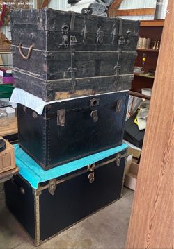 3 Old Trunks