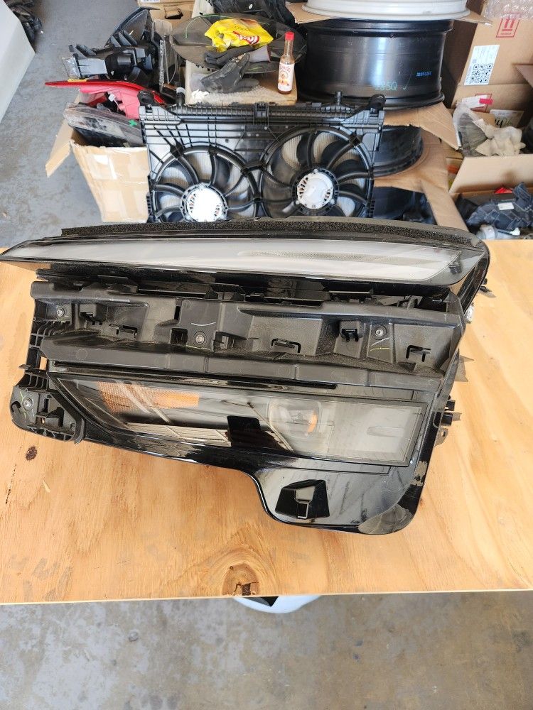 2025-2026 Tesla Model Y Juniper Left Driver Headlight