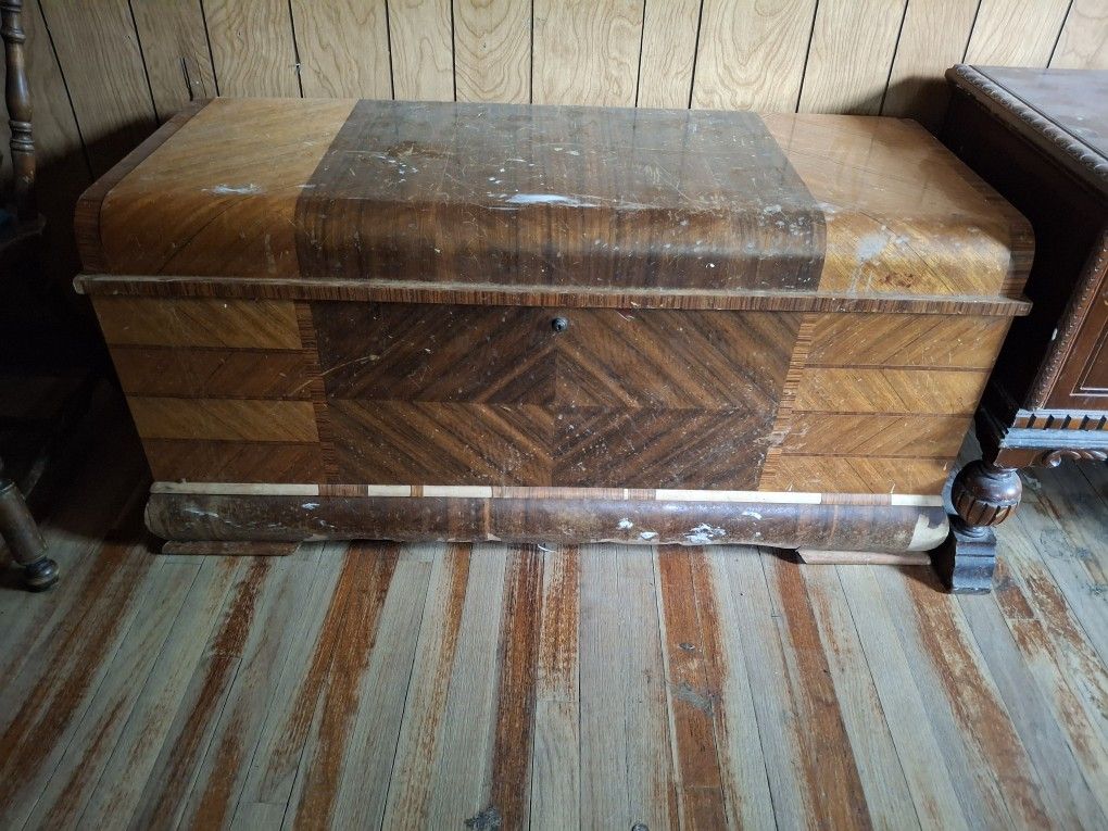 Storage Chest 