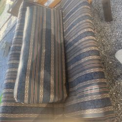 2 Futons 