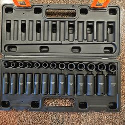 brand new 26 pcs 3/8" drive metric impact socket set with carrying case.  short and deep sockets