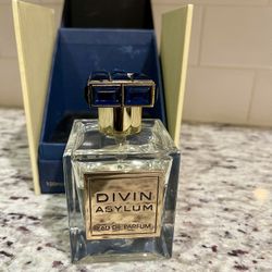 Divin Asylum EDP 3.4 Spray Fragrance