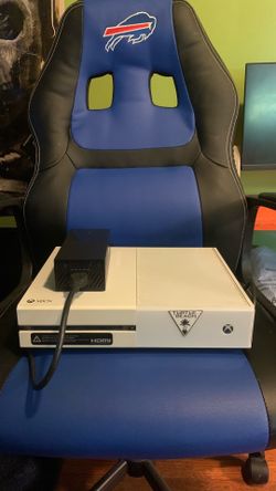 Xbox One Console 500GB 100% works and tested! (NO CONTROLLER)