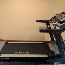 Treadmill Sole F80