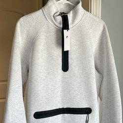 NIKE Men’s Tech Fleece 1/2 Zip Large Sweatshirt (NEVER WORN)