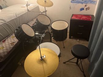 PDP by DW Encore Complete 6-Piece Drum Set With Hardware & Cymbals - Black Onyx