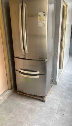 Standing refrigerator and microwave for sell