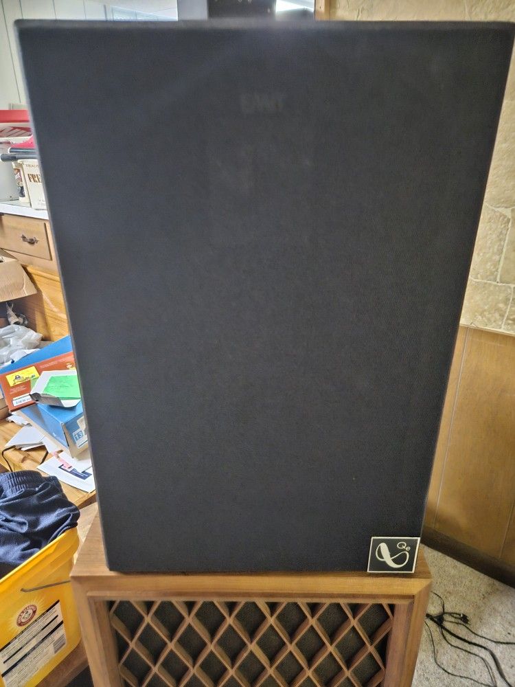 Infinity Qe Speakers