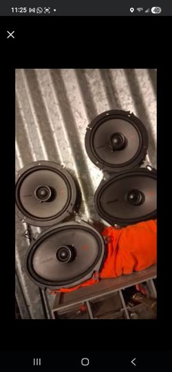 Kicker Door Speakers And 6x8.