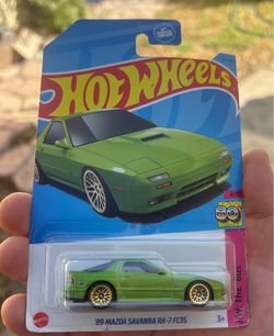 Hot Wheels '89 Mazda Savanna RX-7 FC3S