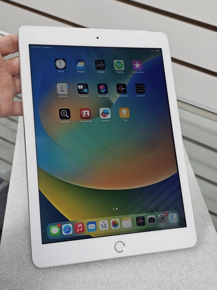 Ipad 5th Wifi & Unlocked. Store Pick Up Only. Price Is A Deal And It Is FIRM.