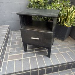 Ethan Allen Solid Rock Maple Nightstand (Black)