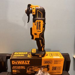 🔥 DEWALT ATOMIC 20V MULTI-TOOL NUEVA 🔥  💪 Herramienta compacta, potente y versátil 🔧 Ideal para cortar, lijar, remodelaciones y más ⚡ Tecnología B