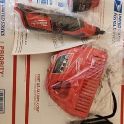 Milwaukee M12 12V Li-Ion Cordless Rotary Tool 2460-20, With Battery And Charger, NEW, FIRM