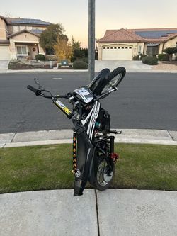 72 V Razor