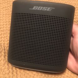 BOSE Soundlink Portable Bluetooth Wireless Speaker