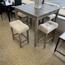 Table With 4 Stools Chairs Brand New Set 