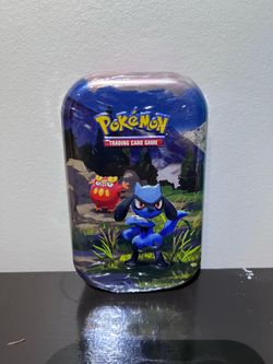 Pokémon trading cards mini tin (Ascended hero’s)