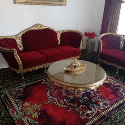 Vintage Wine Color Beautiful Furniture In Good Condition