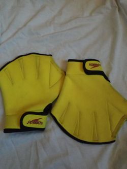 SPEEDO GLOVES