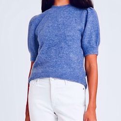 NWT Banana Republic Top Shirt Sweater Blouse Pullover Gift