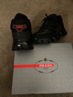 Prada cloudburst thunder