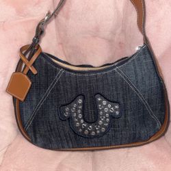 True religion purse
