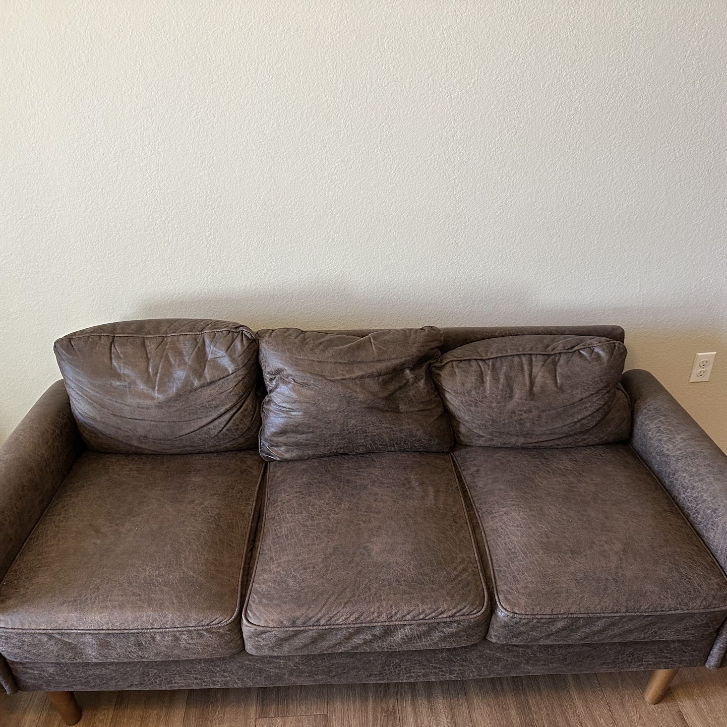 Brown Color Excellent Condition Sofa For Safe