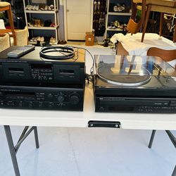 Nice 4 Piece Yamaha Stereo Receiver, Cassette Desk, Disc Player & Turntable