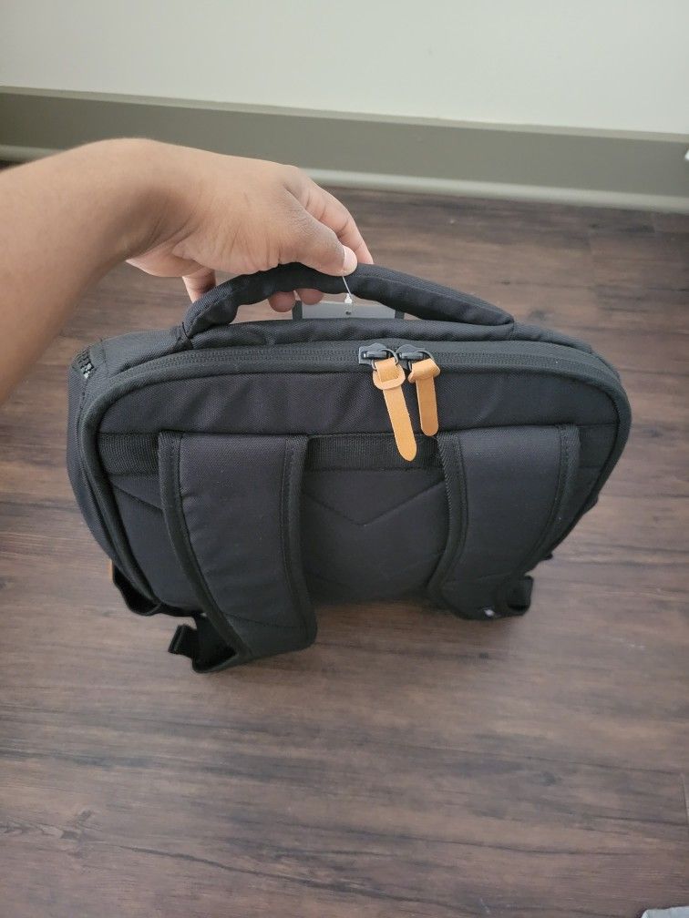 Black Backpack (SwsissTech)