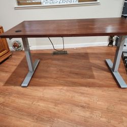 Electric Height Adjustable Desk