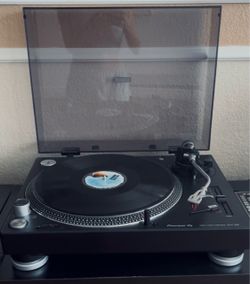 Pioneer DJ PLX-500 Direct-Drive Turntable (Black)