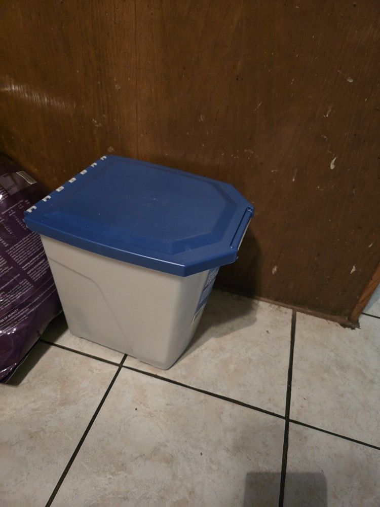 Dog Storage Container