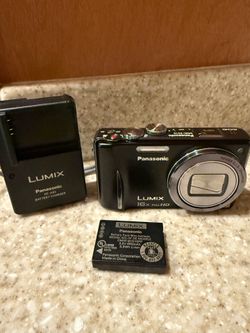 Panasonic Lumix DMC-ZS10 14.1 MP Digital Camera with 16x Wide Angle Optical Image Stabilized Zoom and Built-In GPS Function (Black)