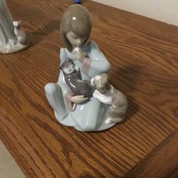 Lladro Figurine 5640 cat Nap Girl With Puppy & Kitten 