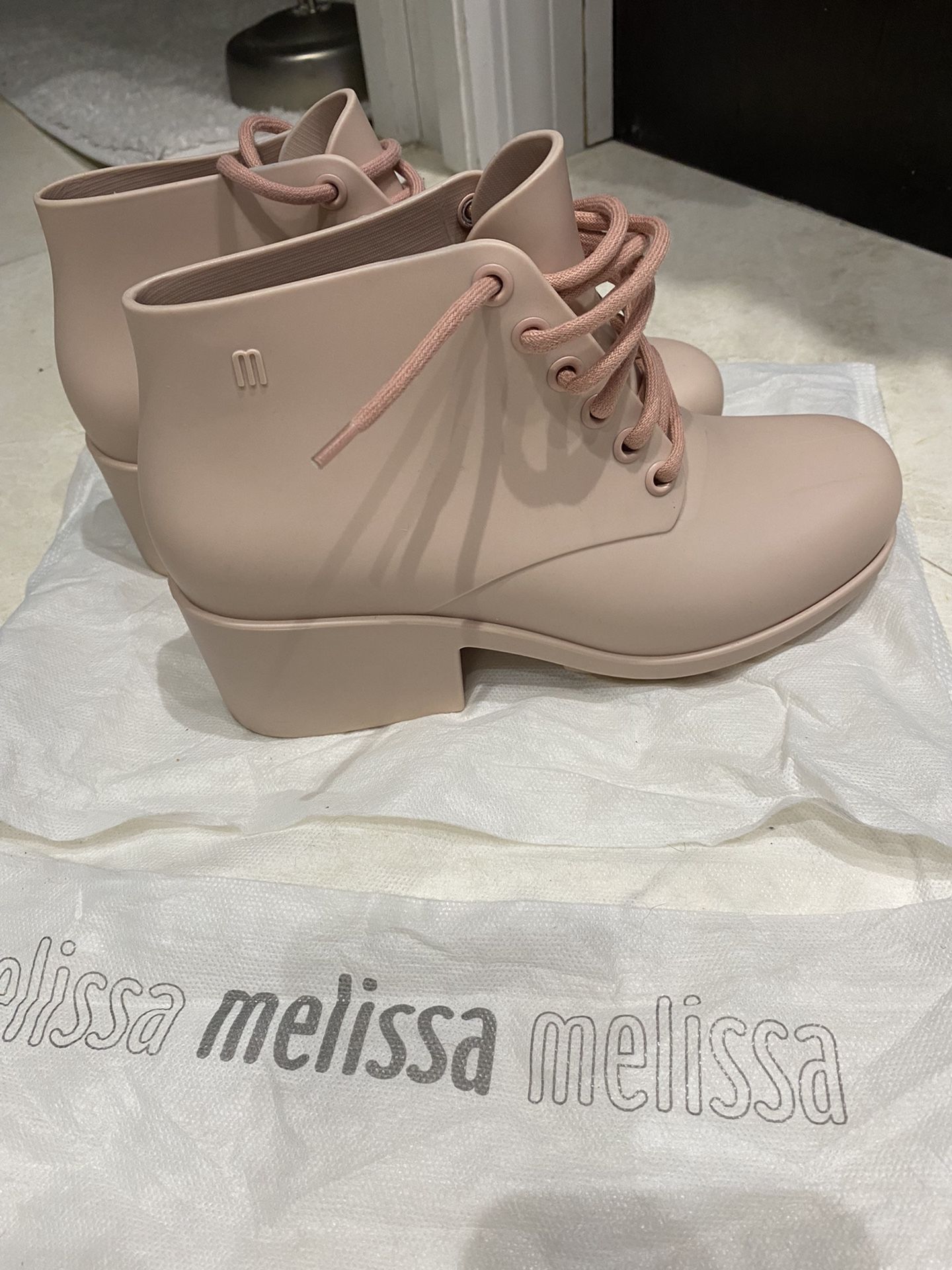 Melissa Boots US 6