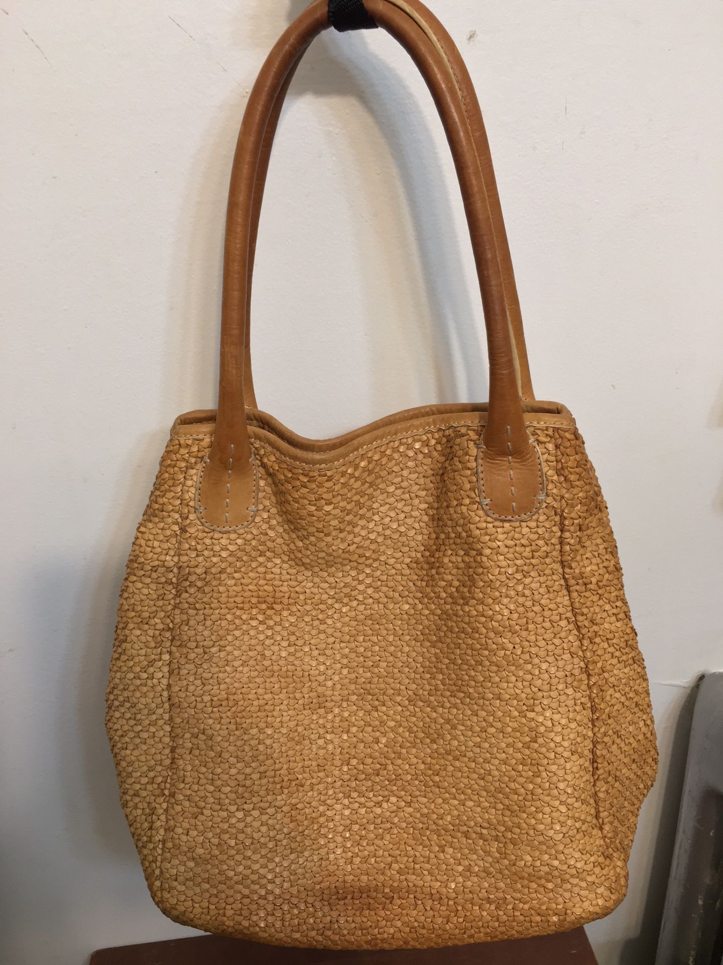 Club Monaco handbag . Used but in Excellent condition