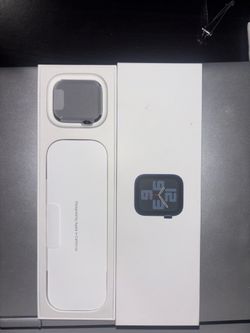 Apple Watch Gen 2 44 MM midnight