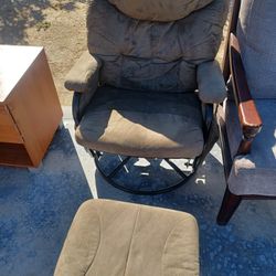 2 Pc Rocking Chair 