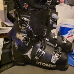 Atomic Shoes Women's Hawx Ultra 95 Ski Boots