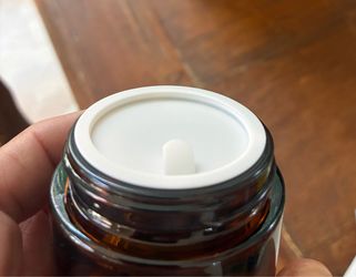 Amber glass jars with liners