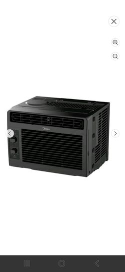 Midea 5,000 B.T.U.  Window air conditioner unit
