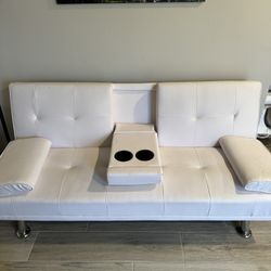 WHITE LEATHER FUTON