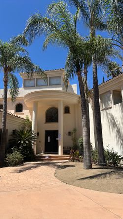 Estate sale 7/31 - 8/1 - 8/2 Chatsworth
