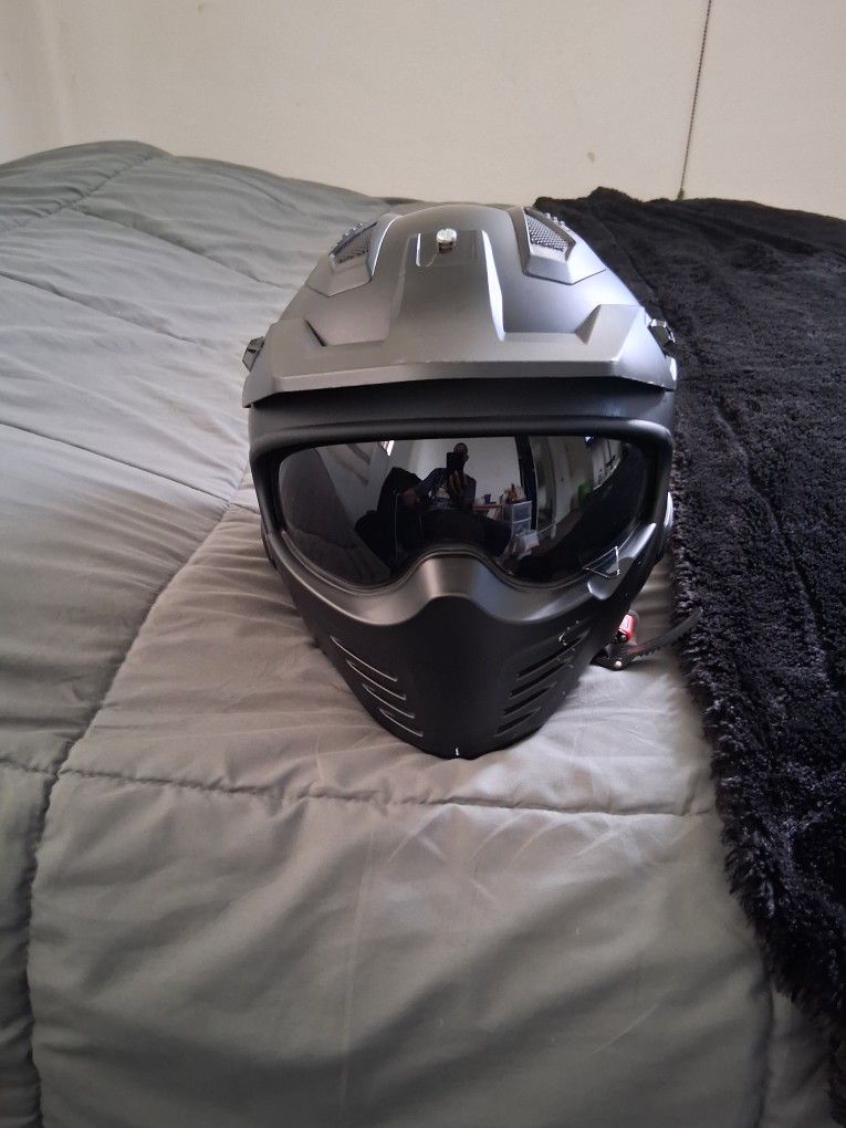ILM Helmet Size L AND SENA Bluetooth Headset